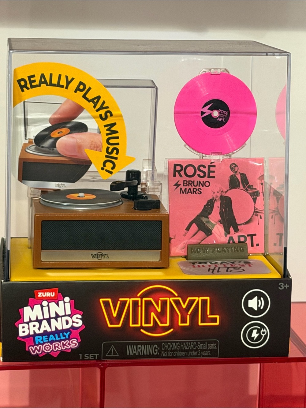 ZURU Mini Brands Really Works Vinyl Playset Series 1. New